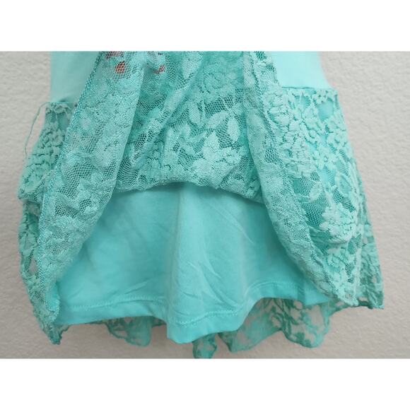 Rue21 Green Blue Teal Lace Overlay Sleeveless Top Small New With Tags Stretch - Picture 2 of 5